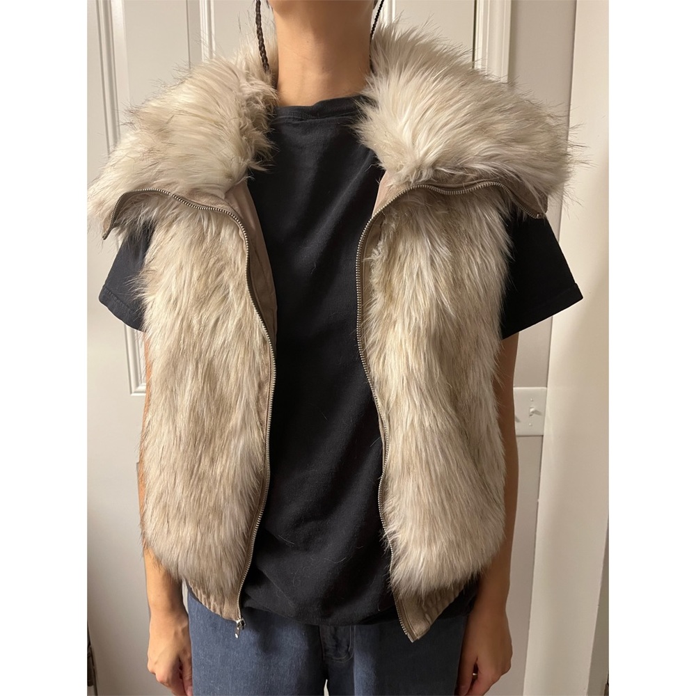 BB Dakota brand faux fur Hettie vest